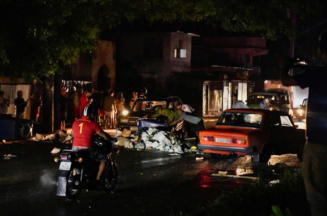 Krisis Listrik Melanda Kuba, Warga Gelar Aksi Protes di Tengah Pemadaman Berkepanjangan Krisis Listrik Melanda Kuba, Warga Gelar Aksi Protes di Tengah Pemadaman Berkepanjangan