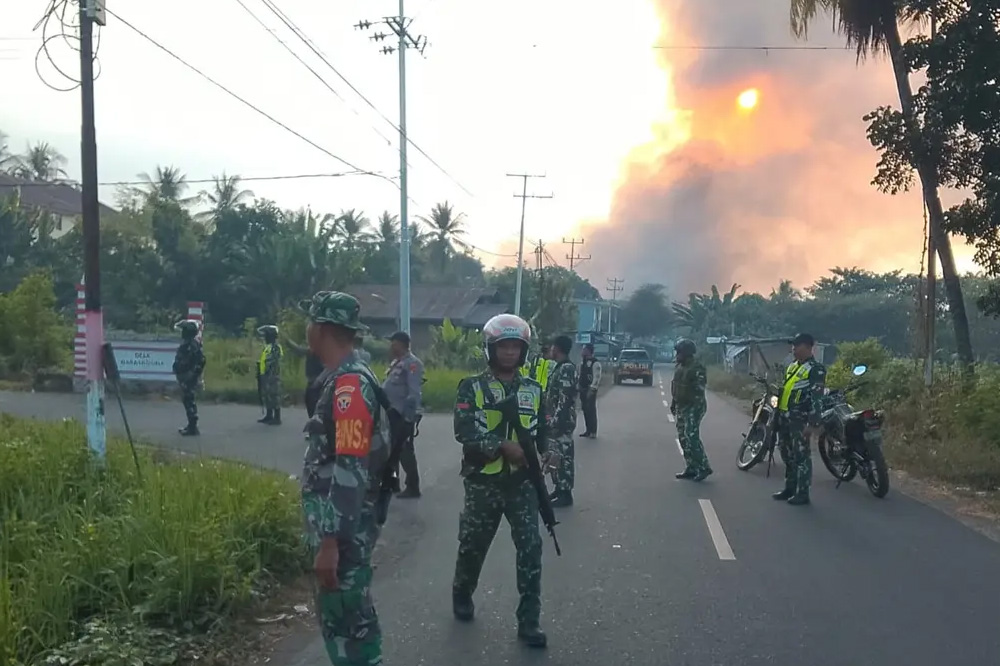 Bentrokan Dua Desa di Adonara Flores Timur Pecah, Tiga Warga Tewas dan Puluhan Rumah Terbakar