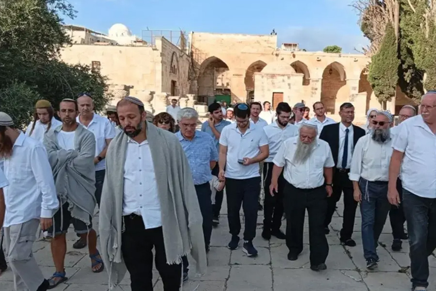 Ratusan Pemukim Israel Masuk Kompleks Al-Aqsa Saat Perayaan Sukkot Ratusan Pemukim Israel Masuk Kompleks Al-Aqsa Saat Perayaan Sukkot